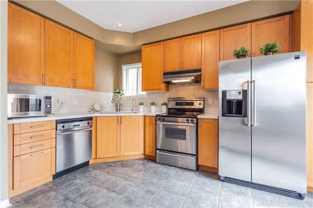 20 Mccaul St, House semidetached with 3 bedrooms, 3 bathrooms and 2 parking in Markham ON | Image 6