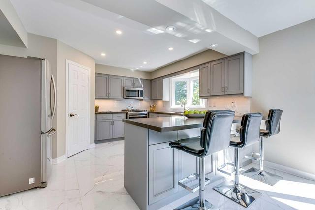 1206 Kings College Dr, House detached with 5 bedrooms, 4 bathrooms and 2 parking in Oakville ON | Image 8