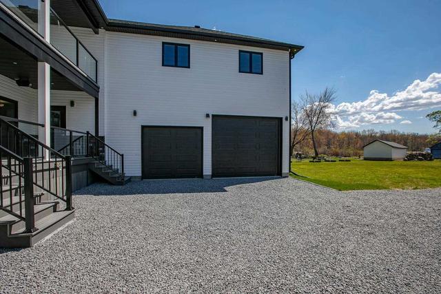 820 Lagoon Dr, House detached with 3 bedrooms, 3 bathrooms and 10 parking in Georgina ON | Image 23