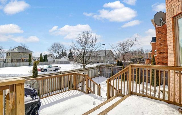 11 Sagecrest Cres, House detached with 4 bedrooms, 5 bathrooms and 6 parking in Vaughan ON | Image 26