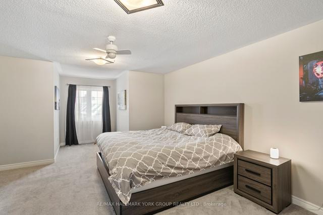 10 - 38 Hunt Ave, Townhouse with 3 bedrooms, 3 bathrooms and 2 parking in Richmond Hill ON | Image 5