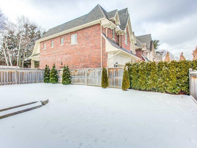 2 Geranium Crt, House detached with 5 bedrooms, 7 bathrooms and 9 parking in Toronto ON | Image 27