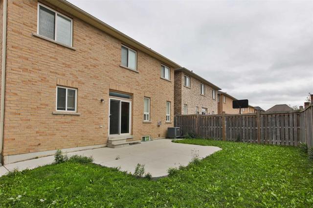 51 Hadfield Circ, House detached with 4 bedrooms, 5 bathrooms and 4 parking in Brampton ON | Image 32