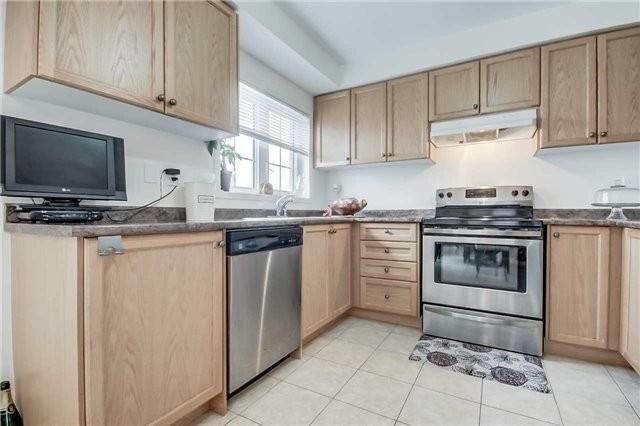 866 Audley Rd N, House semidetached with 3 bedrooms, 3 bathrooms and 2 parking in Ajax ON | Image 6