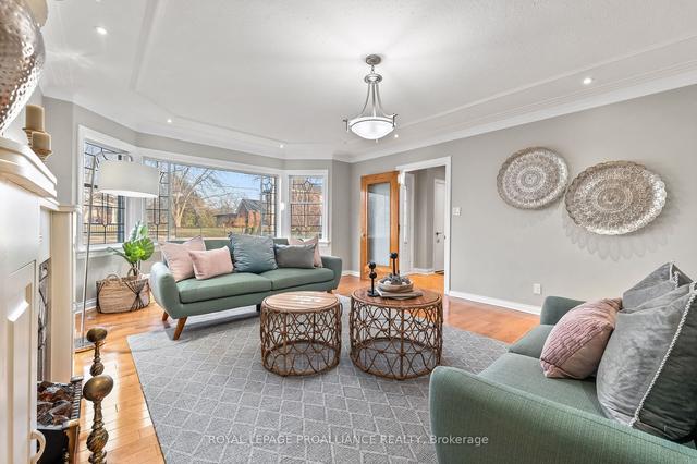 76 Young St, House detached with 6 bedrooms, 2 bathrooms and 3 parking in Brighton ON | Image 3