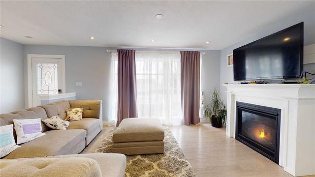 160 Folkstone Cres, House detached with 3 bedrooms, 1 bathrooms and 2 parking in Brampton ON | Image 14