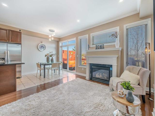 122 Vittorio De Luca Dr, House attached with 3 bedrooms, 3 bathrooms and 2 parking in Vaughan ON | Image 31