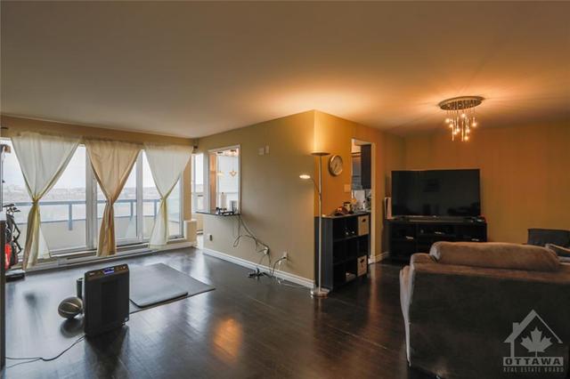 1704 - 1500 Riverside Drive, Condo with 2 bedrooms, 2 bathrooms and 1 parking in Ottawa ON | Image 19