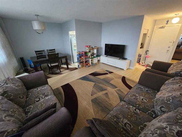 306 - 80 Grandravine Dr, Condo with 2 bedrooms, 1 bathrooms and 1 parking in Toronto ON | Image 5