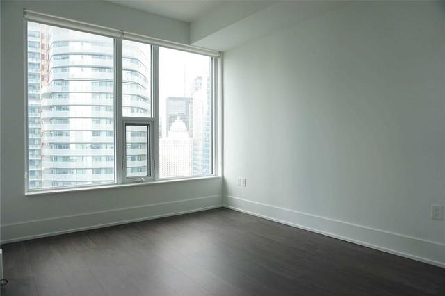 2902 - 10 York St, Condo with 1 bedrooms, 1 bathrooms and null parking in Toronto ON | Image 11