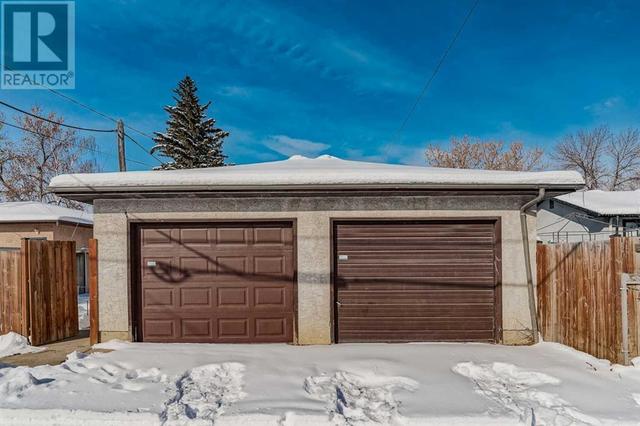 1968 Cottonwood Crescent Se, House detached with 4 bedrooms, 2 bathrooms and 4 parking in Calgary AB | Image 49