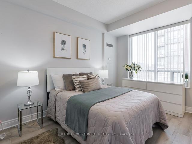 309 - 1 Clairtrell Rd, Condo with 2 bedrooms, 2 bathrooms and 1 parking in Toronto ON | Image 11