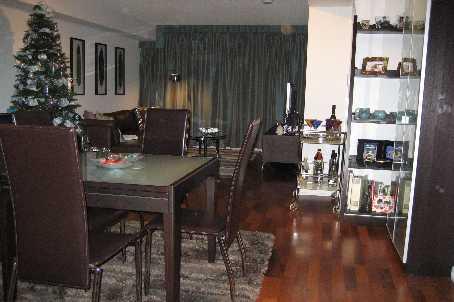 820 - 111 Elizabeth St, Condo with 1 bedrooms, 1 bathrooms and null parking in Toronto ON | Image 7