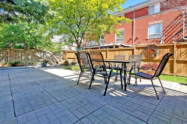 5037 East Mill Rd, House semidetached with 3 bedrooms, 3 bathrooms and 4 parking in Mississauga ON | Image 18