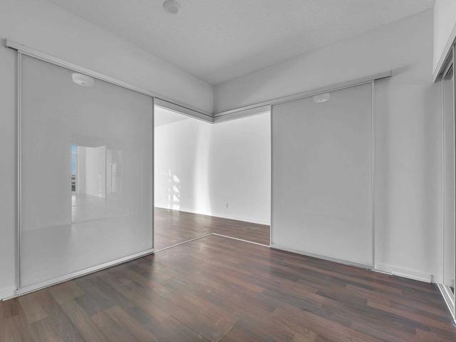 ph01 - 38 Joe Shuster Way, Condo with 2 bedrooms, 2 bathrooms and 1 parking in Toronto ON | Image 5