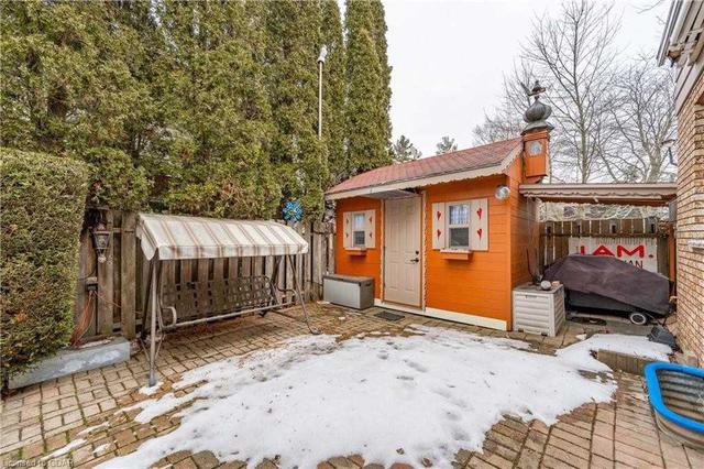 32 Rickson Ave, House detached with 3 bedrooms, 3 bathrooms and 5 parking in Guelph ON | Image 26