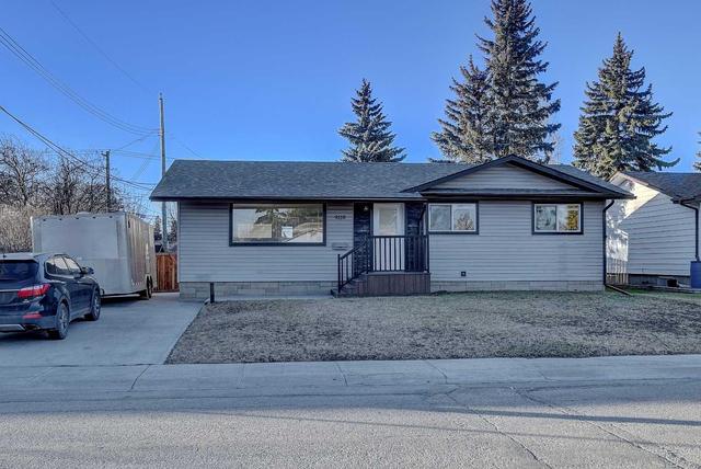 9118 97 Street, House detached with 4 bedrooms, 2 bathrooms and 3 parking in Grande Prairie AB | Image 1