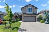 8746 Angie Dr, House detached with 3 bedrooms, 3 bathrooms and 6 parking in Niagara Falls ON | Image 1