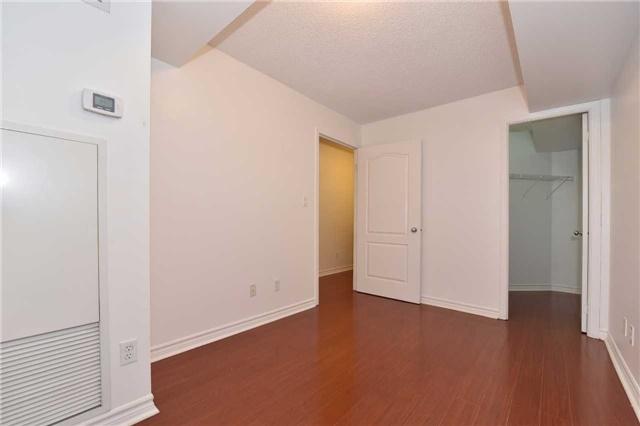 1001 - 8 Rean Dr, Condo with 2 bedrooms, 2 bathrooms and 1 parking in Toronto ON | Image 15