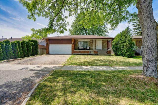 3428 Clanfield Cres, House detached with 4 bedrooms, 4 bathrooms and 4 parking in Mississauga ON | Image 1