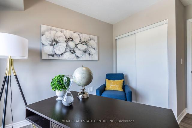 309 - 45 Kingsbury Sq, Condo with 2 bedrooms, 1 bathrooms and 1 parking in Guelph ON | Image 11