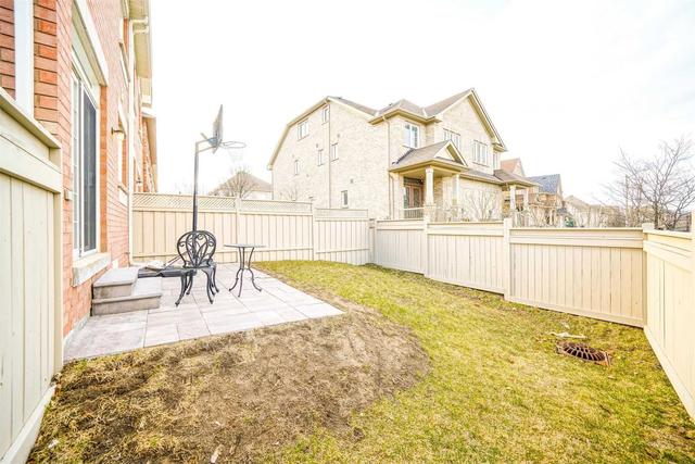 2 Westolivia Tr, House semidetached with 4 bedrooms, 4 bathrooms and 3 parking in Vaughan ON | Image 26