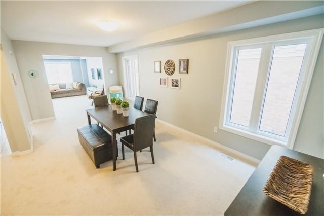 1741 Shelburne St, House detached with 4 bedrooms, 3 bathrooms and 1 parking in Oshawa ON | Image 6