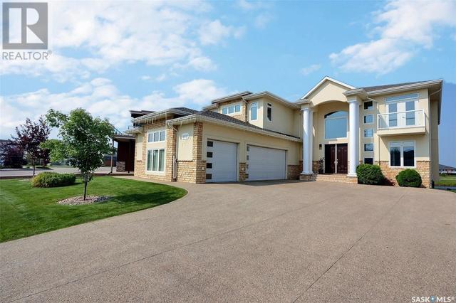 3037 Lakeview Drive, House detached with 5 bedrooms, 6 bathrooms and null parking in Prince Albert SK | Image 44