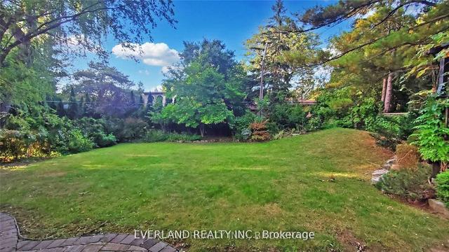 98 Rathburn Rd, House detached with 4 bedrooms, 3 bathrooms and 6 parking in Toronto ON | Image 11