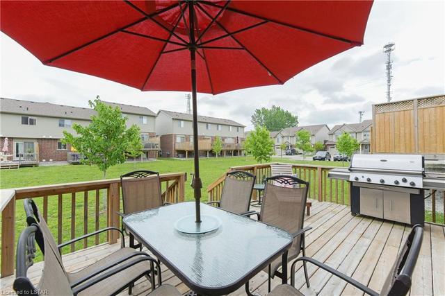153 - 1061 Eagletrace Drive, House attached with 3 bedrooms, 3 bathrooms and 3 parking in London ON | Image 35