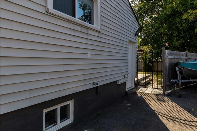181 Vine St S, House detached with 3 bedrooms, 1 bathrooms and 2 parking in St. Catharines ON | Image 30