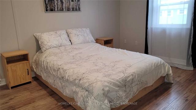 1680 John St, Townhouse with 3 bedrooms, 2 bathrooms and 2 parking in Markham ON | Image 4