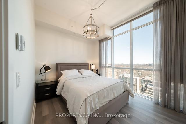 2307 - 32 Davenport Rd, Condo with 2 bedrooms, 2 bathrooms and 2 parking in Toronto ON | Image 11