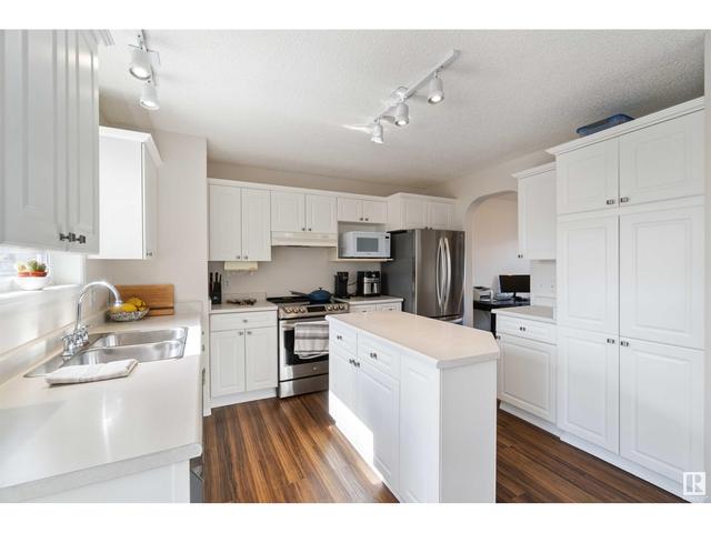 9815 180a Av Nw, House detached with 4 bedrooms, 2 bathrooms and null parking in Edmonton AB | Image 7