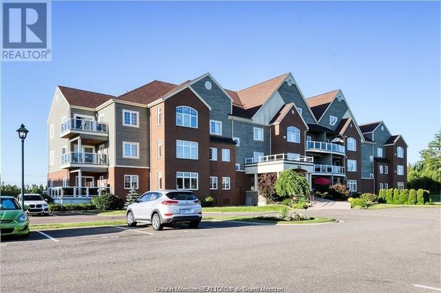 101 - 163 Royal Oaks Blvd, Condo with 2 bedrooms, 2 bathrooms and null parking in Moncton NB | Image 1