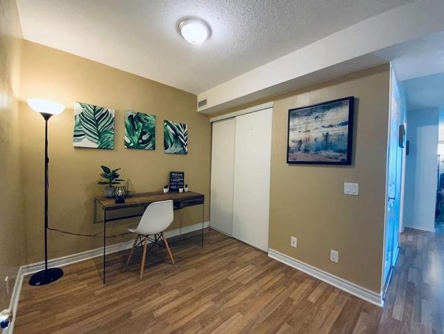 1330 - 18 Mondeo Dr, Condo with 1 bedrooms, 1 bathrooms and 1 parking in Toronto ON | Image 15