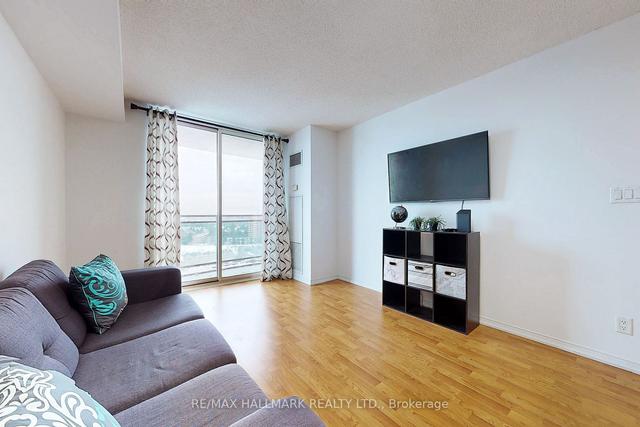 15d - 6 Rosebank Dr, Condo with 1 bedrooms, 1 bathrooms and 1 parking in Toronto ON | Image 3
