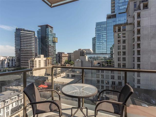 1002 - 80 Yorkville Ave, Condo with 2 bedrooms, 2 bathrooms and 2 parking in Toronto ON | Image 27