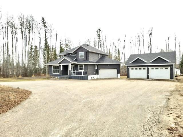 29 Freestone Way, House detached with 5 bedrooms, 3 bathrooms and 10 parking in Wood Buffalo AB | Image 2