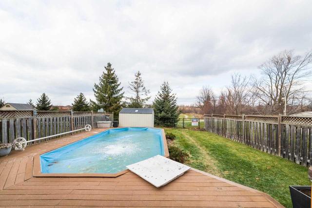 32 Bonistel Cres, House detached with 4 bedrooms, 3 bathrooms and 4 parking in Brampton ON | Image 16