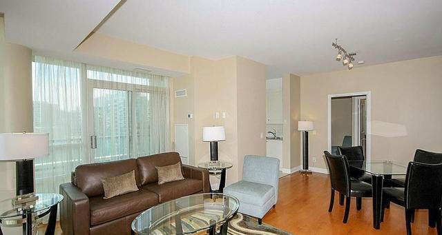 1003 - 88 Broadway Ave, Condo with 2 bedrooms, 2 bathrooms and 1 parking in Toronto ON | Image 8