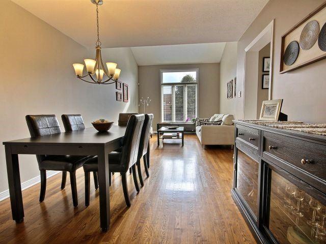 1151 Marchant Dr, House attached with 3 bedrooms, 3 bathrooms and 2 parking in Ottawa ON | Image 15