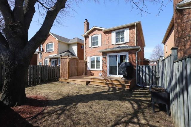 39 Miley Dr, House attached with 3 bedrooms, 2 bathrooms and 3 parking in Markham ON | Image 21