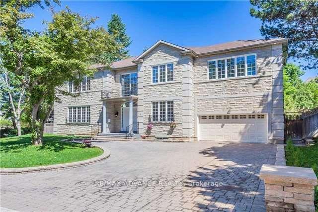 8 Shady Oaks Cres, House detached with 5 bedrooms, 7 bathrooms and 7 parking in Toronto ON | Image 1