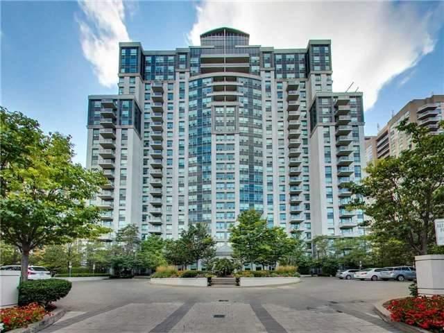 612 - 188 Doris Ave, Condo with 3 bedrooms, 2 bathrooms and 1 parking in Toronto ON | Image 1