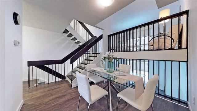 63 - 10 Rodda Blvd, Townhouse with 3 bedrooms, 2 bathrooms and 2 parking in Toronto ON | Image 5