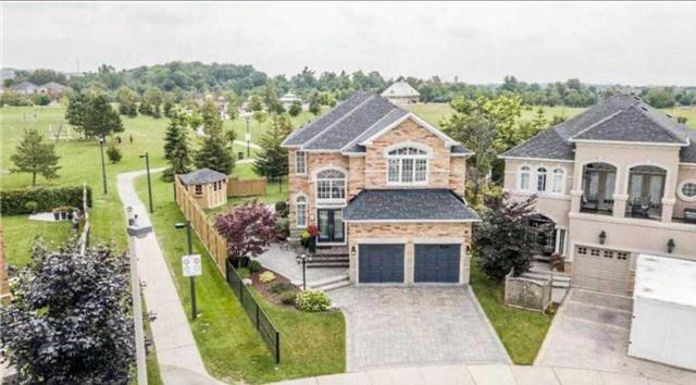 86 Kettle Crt, House detached with 4 bedrooms, 3 bathrooms and 4 parking in Vaughan ON | Image 2