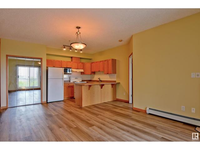 207 - 10118 95 St Nw, Condo with 2 bedrooms, 2 bathrooms and 1 parking in Edmonton AB | Image 7