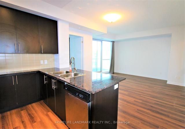 410 - 60 Berwick Ave, Condo with 2 bedrooms, 2 bathrooms and 1 parking in Toronto ON | Image 9