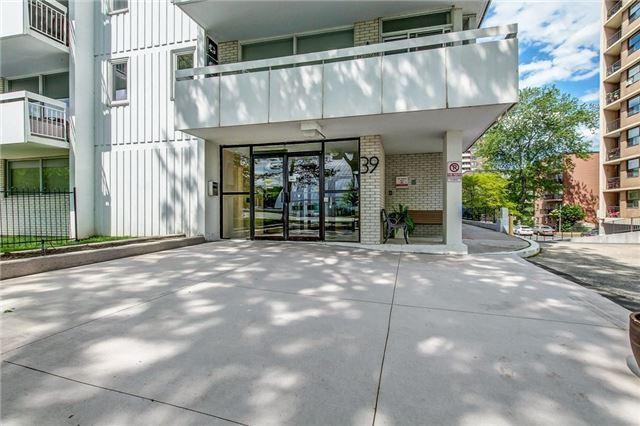 1002 - 39 Stavebank Rd, Condo with 2 bedrooms, 2 bathrooms and 1 parking in Mississauga ON | Image 19